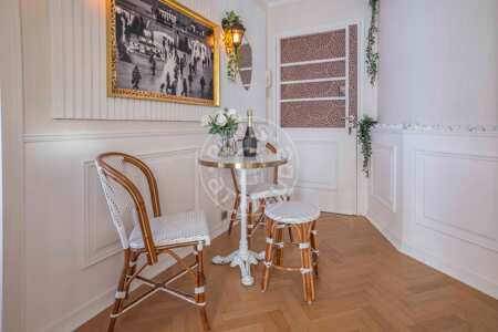 Eingangsbereich Möblierte wohnung - 62m²  - 2 Zimmer - Courbevoie